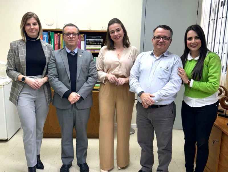 Comissão de Assuntos Trabalhistas entrega ofício de sugestões ao TRT12